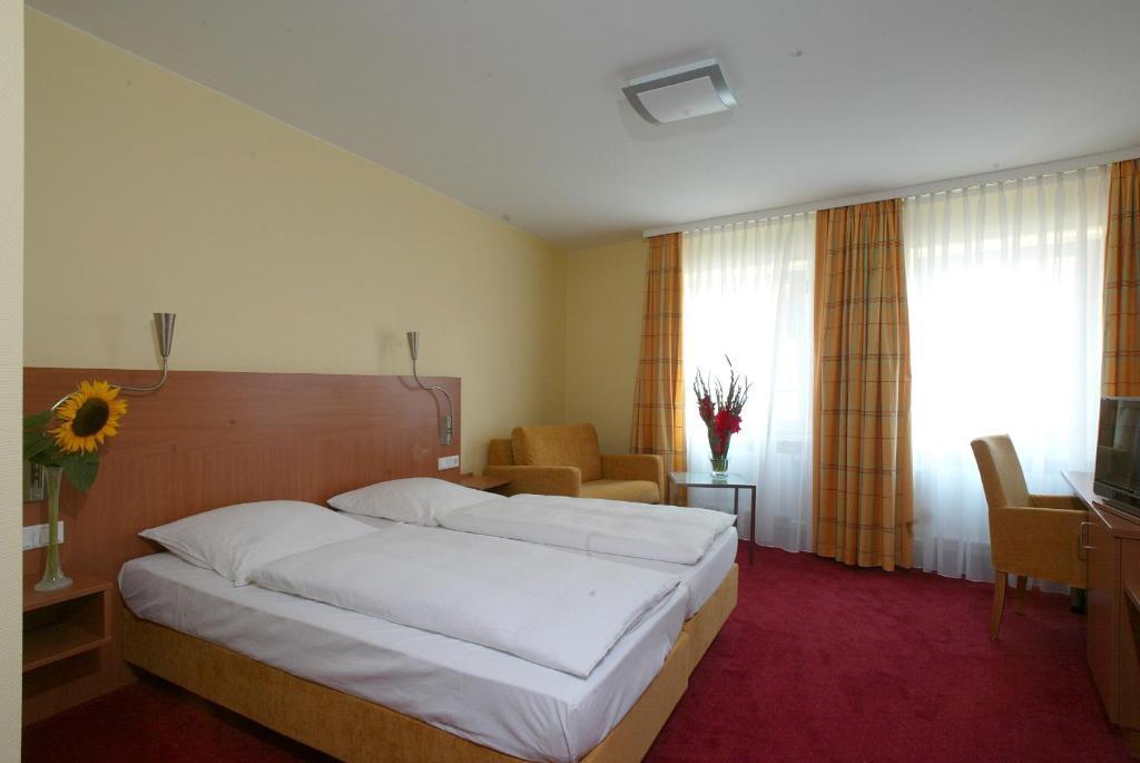 Hotel Mehl Neumarkt in der Oberpfalz Oda fotoğraf